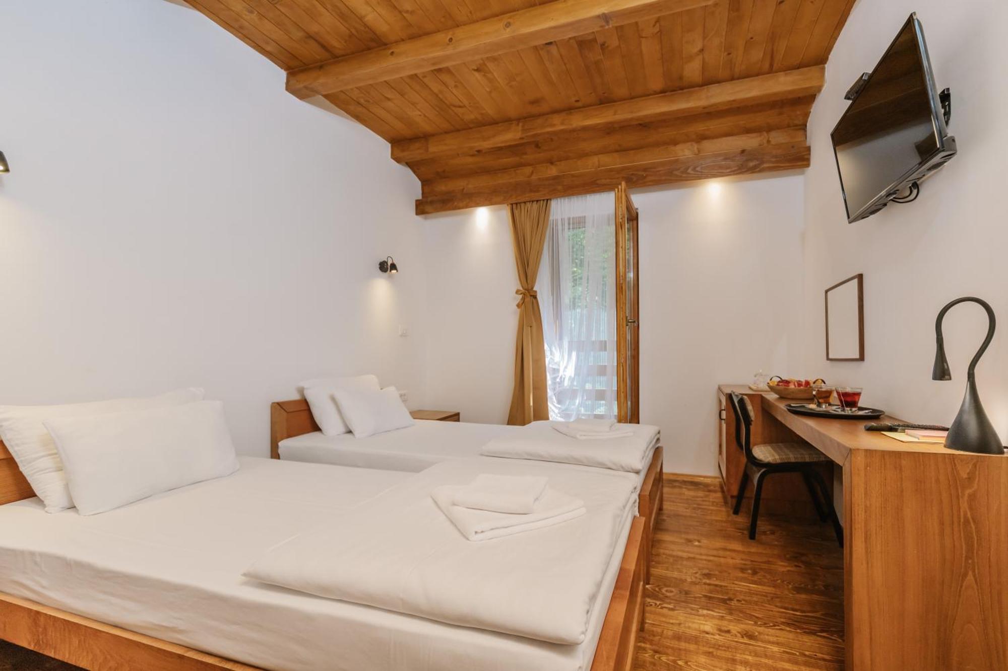 Hotel Porto Tara Žabljak エクステリア 写真